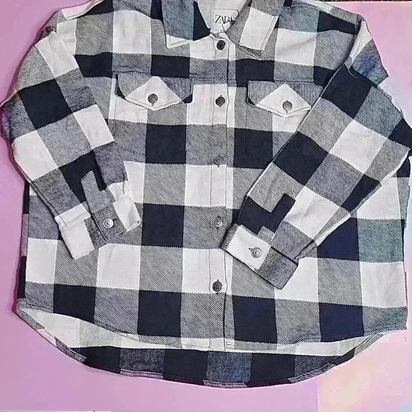 Zara Shacket - Picture 9 of 9